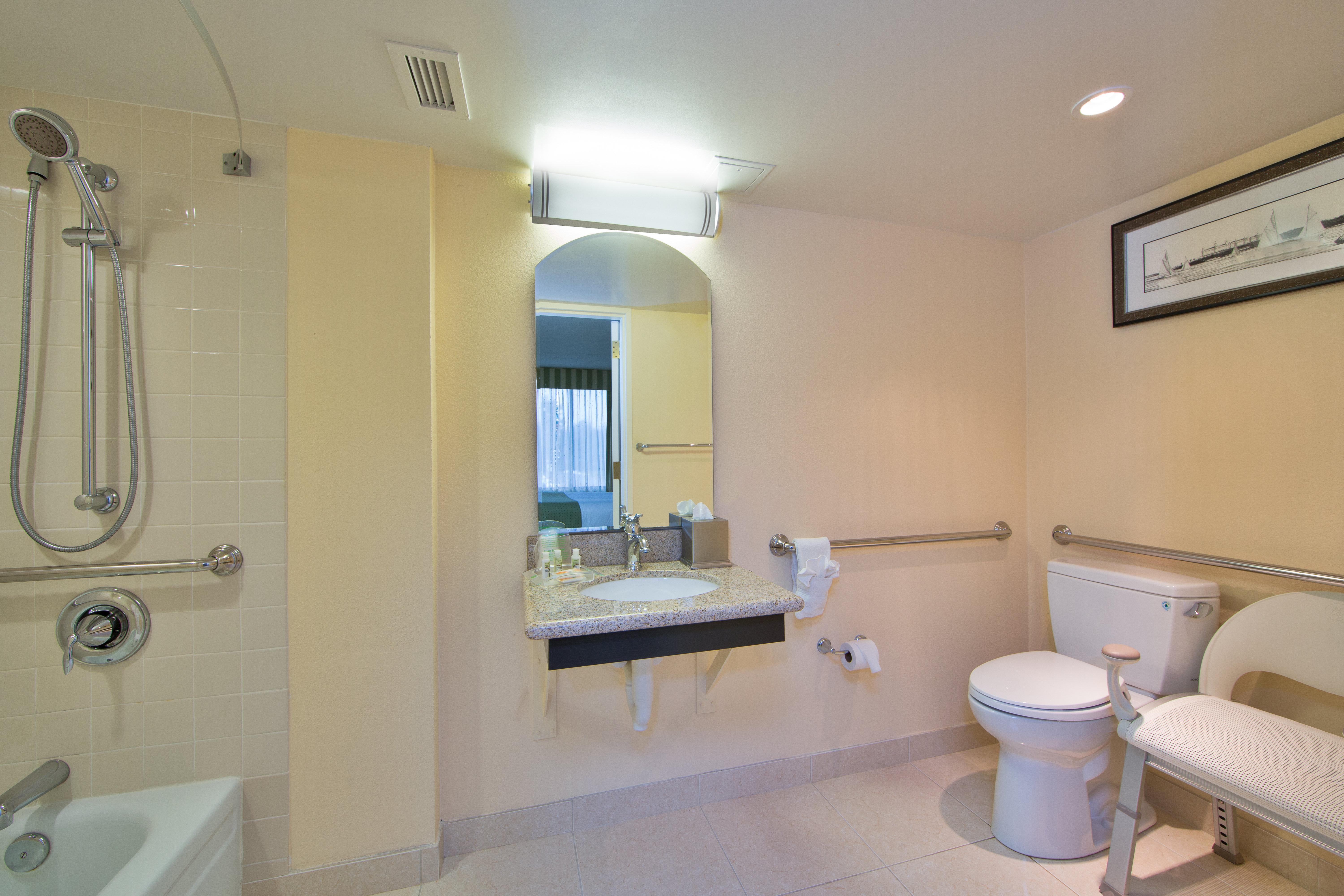 Holiday Inn Nashua, An Ihg Hotel Εξωτερικό φωτογραφία